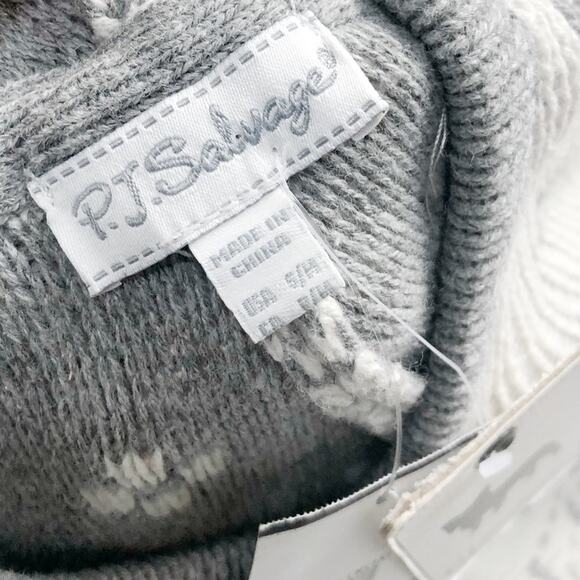 P.J. Salvage Gray Fair Isle Reversible Knit Poncho S/M Asymmetrical‎ Hemline NEW - Picture 5 of 7